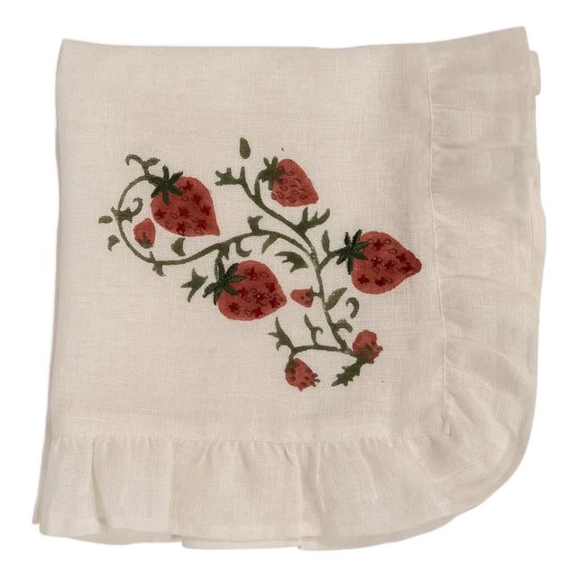 Sharland England Fraises des Bois Ruffled Napkins in White - Set of 4 For Sale
