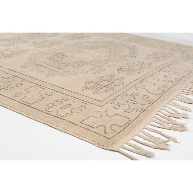 Turkish 1960s Muted Anatolian Neutral Rug – Fretwork Geometric Design For Sale - Image 3 of 10
