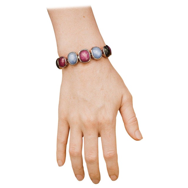 Bochic "Capri" Vintage Ruby & Multi Color Fancy Sapphires Cuff Set 18K & Silver For Sale - Image 10 of 11