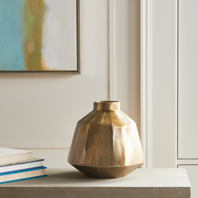 Modern Emery Vase Large For Sale - Image 3 of 4