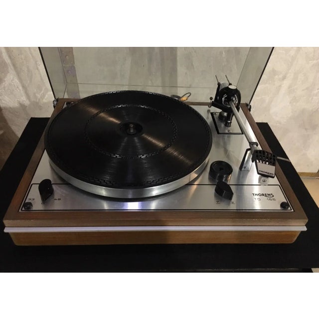 Thorens td166 turntable suspended frame with a belt transmission speed of 1975 to 2, built made in germany. dust hood in...
