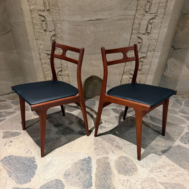 Johannes Andersen Vintage Model 138 Dining Chairs Teak Johannes Andersen Uldum Møbelfabrik For Sale - Image 4 of 12