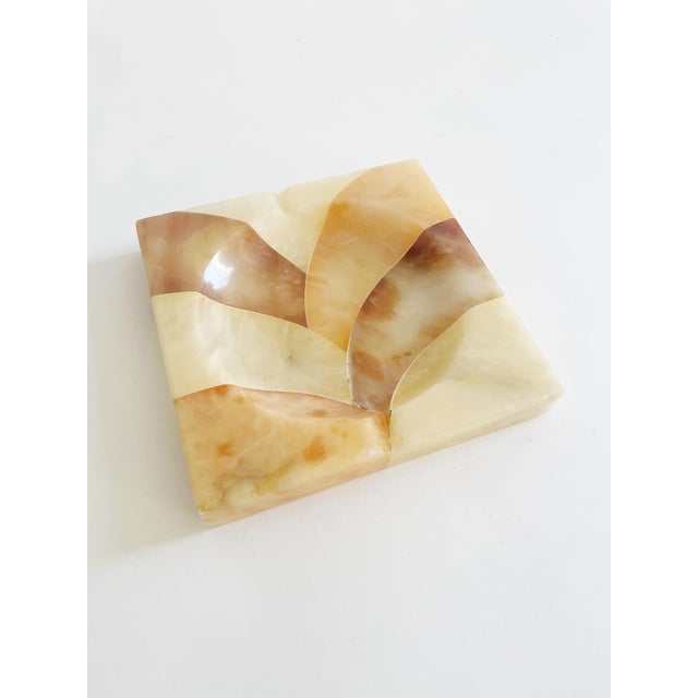 Stunning patterned alabaster ashtray from Italy ca. 1960. In great condition for its age and increasingly hard to find....