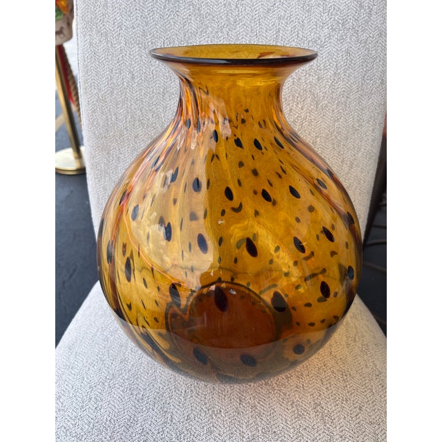 Vintage Hand Blown Amber Swirl Tortoise Spotted Glass Vase For Sale In West Palm - Image 6 of 8