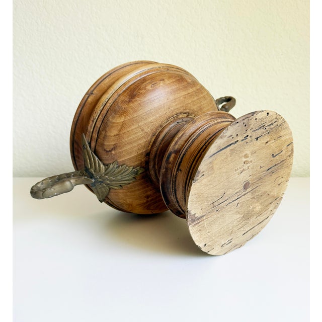 Italian Neoclassical Wood Tazza With Bronze Swan Handles, Early 20th Century For Sale - Image 10 of 12