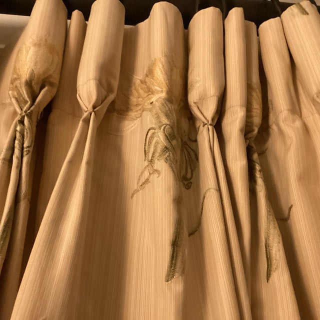 Vintage Fabric Drapes With Flower Print- Set of 2 For Sale In New York - Image 6 of 9