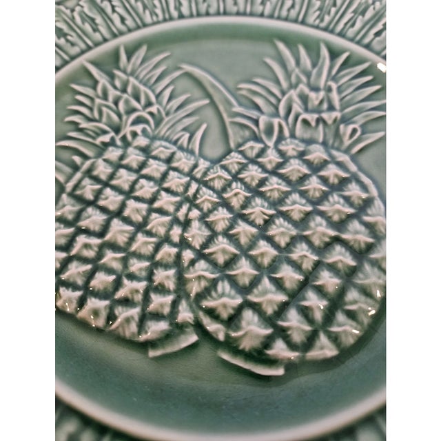 Mid-Century Modern Vintage Bordallo Pinheiro Green Pineapple Majolica Salad Plates -Set of 6 For Sale - Image 3 of 4