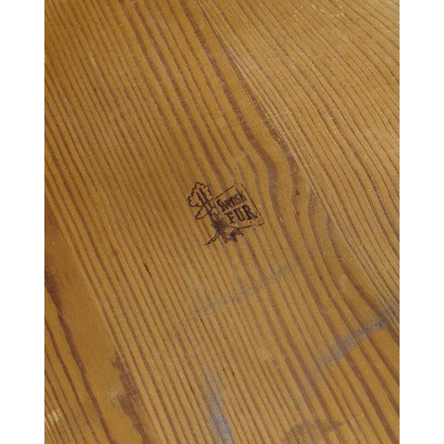 Wood Early Mid-Century Modern Swedish Wooden Dining Chairs in Pine by Göran Malmvall for Svensk Fur, 1940s, Set of 4 For Sale - Image 7 of 8
