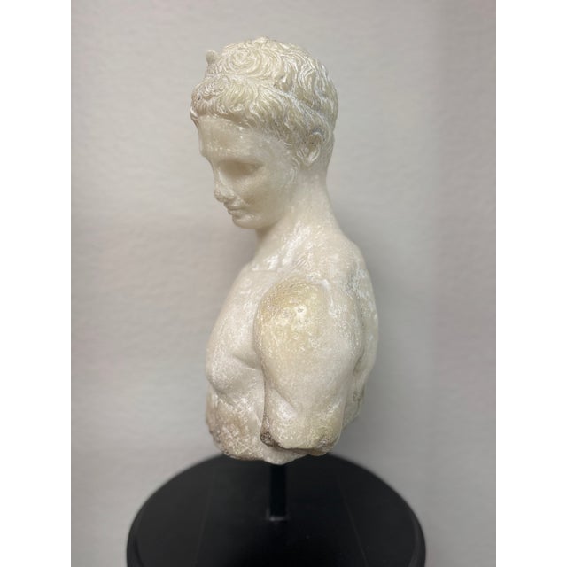 Rh Roman Discus Thrower Classical Sculpture Fragment on Stand For Sale - Image 9 of 12