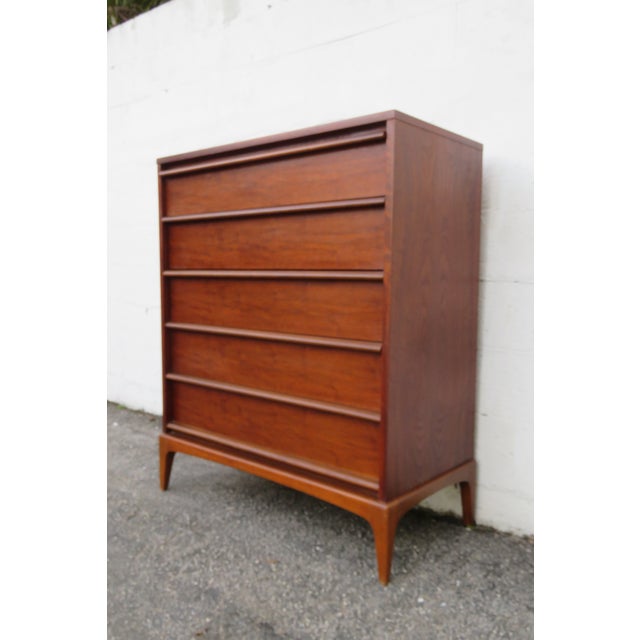 Mid-Century Modern Lane Furniture Mid Century Modern Tall Chest of Drawers 6231 For Sale - Image 3 of 14