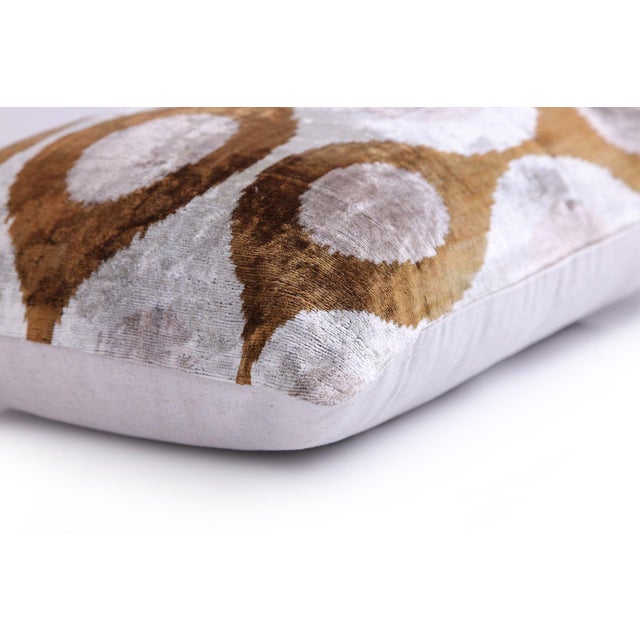 Luxury Handmade Ikat Silk Velvet Throw Pillow With Insert , 16x24, Earth Tones For Sale - Image 4 of 8
