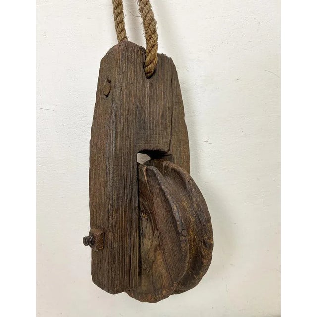Antique Rustic Weathered Wooden Pulley with Rope, 1890s For Sale - Image 4 of 12