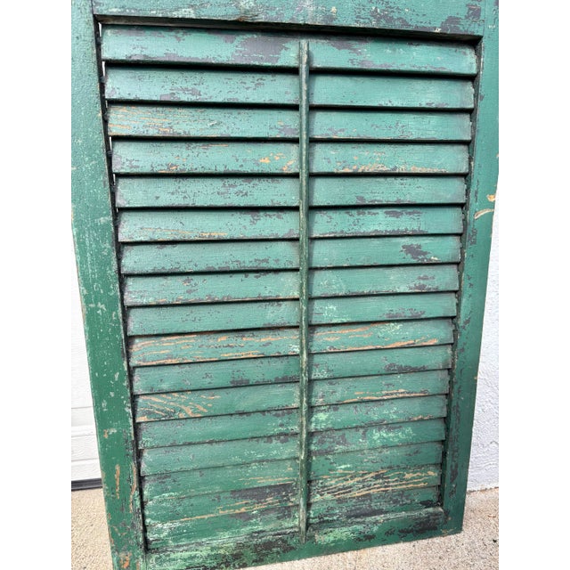 Antique American Green Farmhouse Shutter 19th C Architectural Salvage For Sale In Los Angeles - Image 6 of 7
