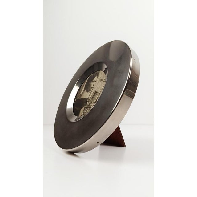 Mid-Century Round Silver-Plated and Teak Picture Frame, Italy, 1970s For Sale - Image 18 of 18