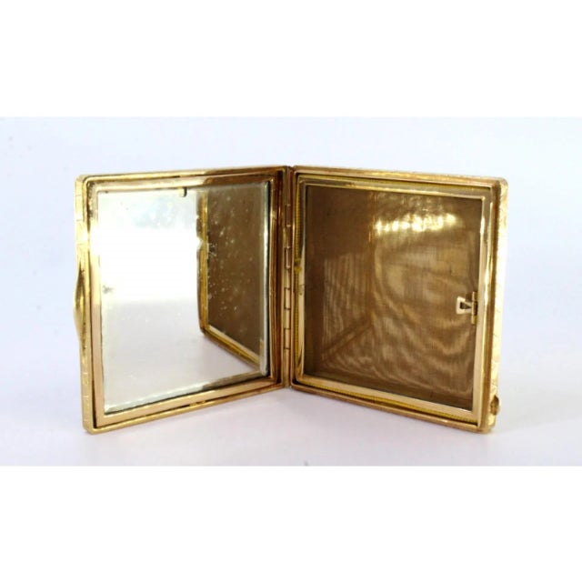Gold Toiletry Box with Geometric Relief Figures, Enamelled Panel, Chiseled Casing with Cutouts, Mirror and Powder Puff Net For Sale - Image 4 of 14