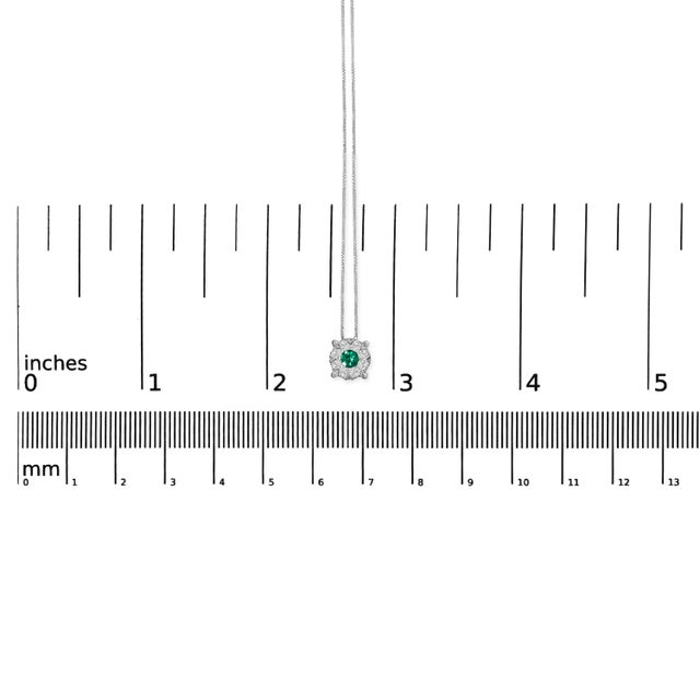 Early 21st Century 14K White Gold 3.8 MM Green Emerald and 1/3 Cttw Diamond Composite Halo 18" Pendant Necklace (F-G Color, VS2-SI1 Clarity) For Sale - Image 5 of 5