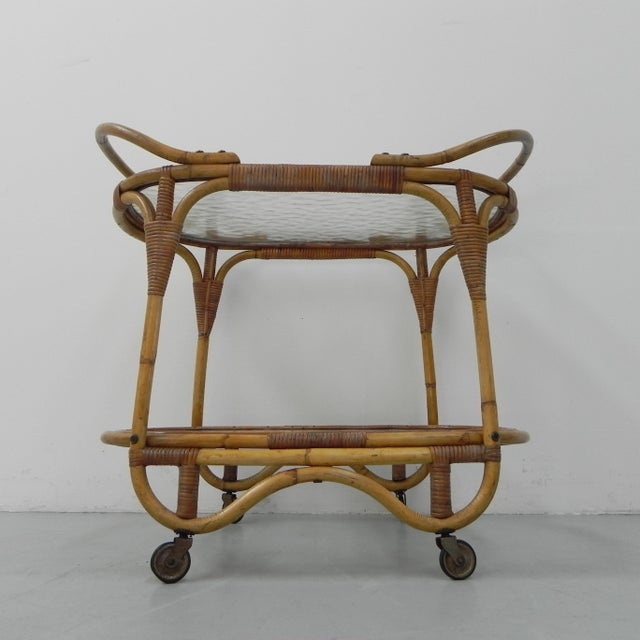 Height: 70 cm. Width: 78 cm. Depth: 47 cm. Dimensions of glass plates (clouded glass): 39 x 65 cm. The swivel wheels are a...