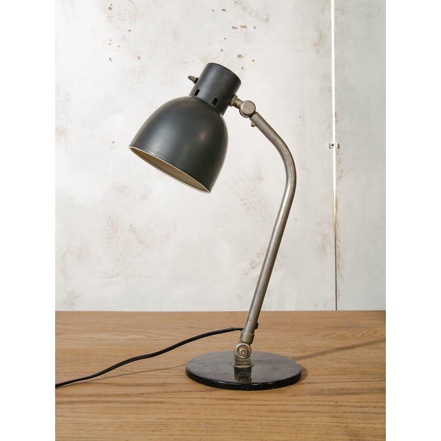 Bauhaus Model 98 Black Desk Lamp by H. Th. J. A. Busquet for Hala Zeist, Netherlands, 1950s For Sale - Image 11 of 11