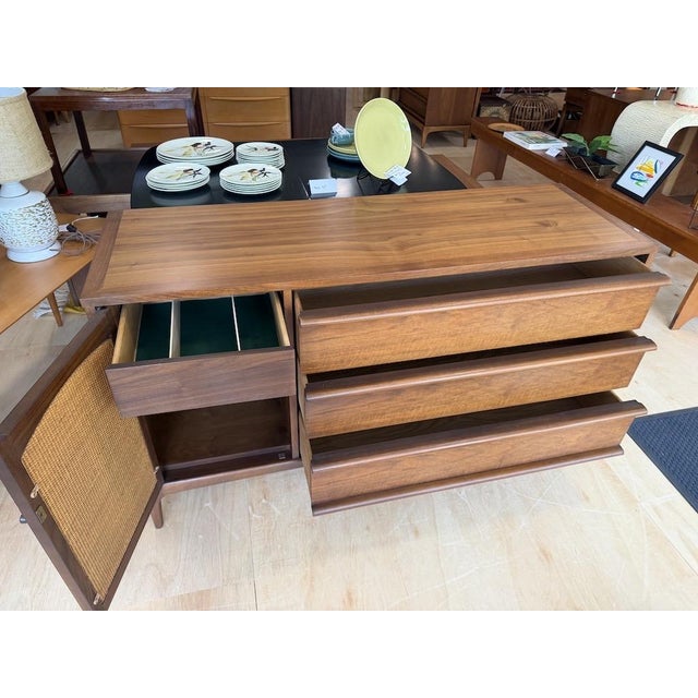 1960s Walnut Credenza From the Lane ‘Rhythm’ Collection For Sale - Image 9 of 11