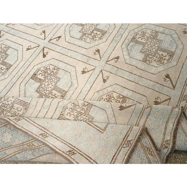 Textile Galerie Shabab Collection Mid-20th Century Turkish Anatolian Accent Rug For Sale - Image 7 of 8
