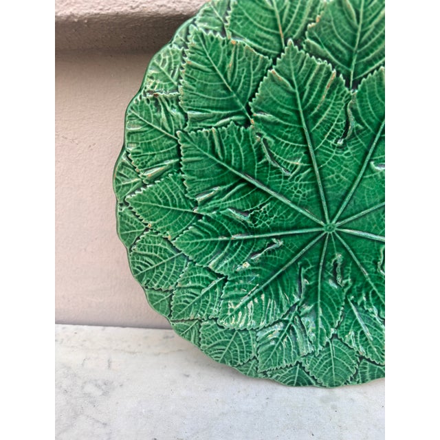 Rustic English Green Majolica Leaves Plate Circa 1880 For Sale - Image 3 of 4
