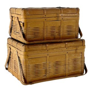 Pair of Decorative Vintage Nesting Baskets For Sale