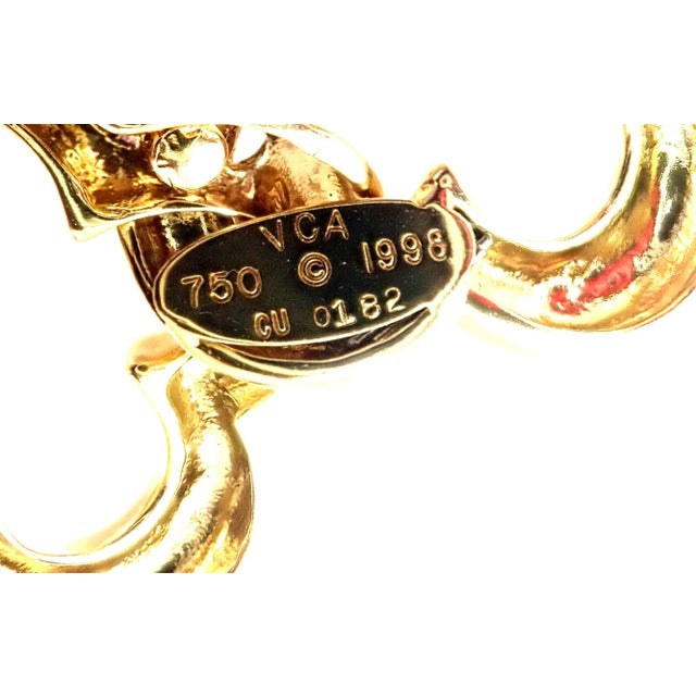 Metal 1990s Van Cleef & Arpels Large 24 Motifs Alhambra Yellow Gold Choker Necklace For Sale - Image 7 of 8