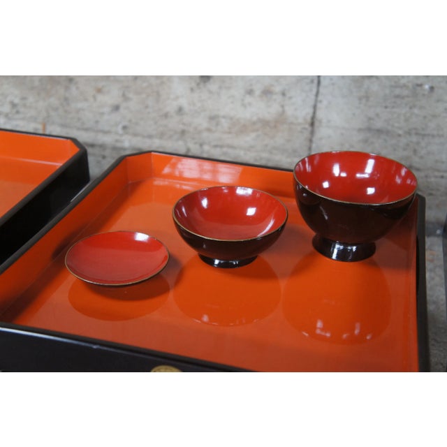 Mid 20th Century Japanese Showa Period Red & Black Lacquered Obon Ozen Tray Serving Tables Bowls- 6 Pieces For Sale - Image 4 of 10