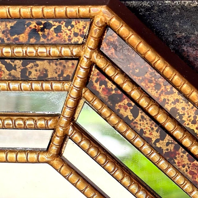 1970s Octagonal Églomisé Mirror in Faux Tortoise - Hollywood Regency Style - Styled After Maison Jansen For Sale - Image 11 of 11