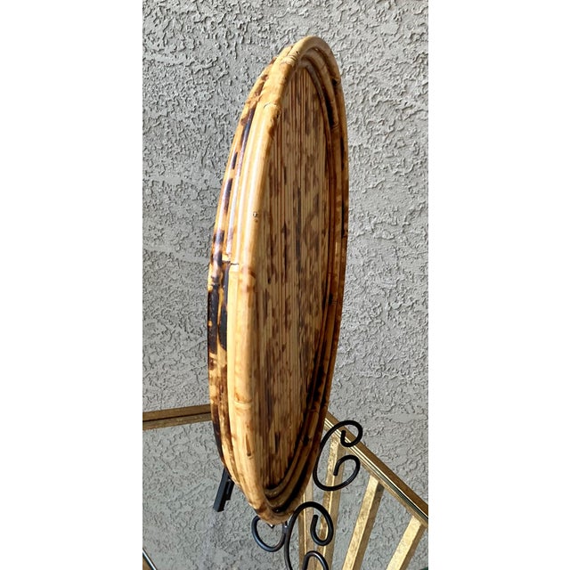 Stylish Mid 20th-Century Split Tortoiseshell Bamboo & Herringbone Rattan Circular Tray For Sale - Image 4 of 18