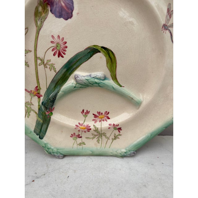 Longchamp 19th Century French Majolica Asparagus Plate Iris Longchamp For Sale - Image 4 of 6