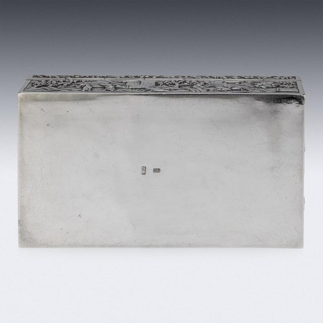 19th Century Chinese Solid Silver Aristocratic Processions Scene Box, 1870 For Sale - Image 9 of 18