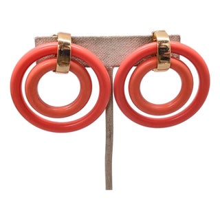 Vintage 1950s Signed Napier Goldtone 2 Pink Hoop Clip Earrings-2 Pieces For Sale