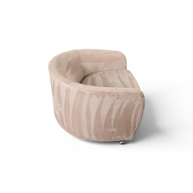 Mid Century Tub Chair in the Manner of Milo Baughman For Sale - Image 4 of 10