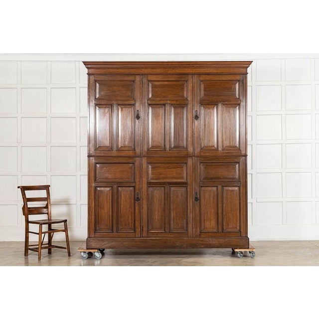 Large 19th Century English Oak Housekeepers Cupboard, 1895 For Sale - Image 4 of 18
