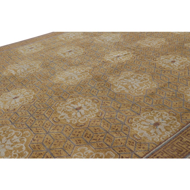 Hand-knotted in wool, this 12x15 rug is a grand new entry to Rug & Kilim’s repertoire of Burano and Modern Classic rugs....