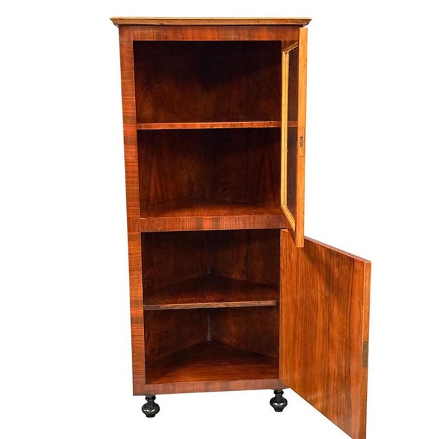 Early 19th Century Antique Baroque Corner Glass Cabinet, 1820s For Sale - Image 5 of 10
