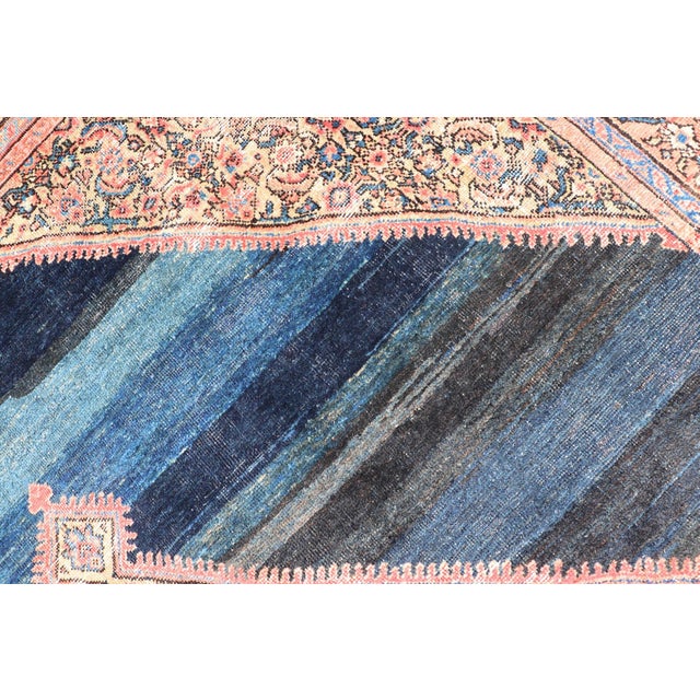 Antique Persian Sultanabad Rug With Medallion on a Navy Blue Field For Sale In Atlanta - Image 6 of 15
