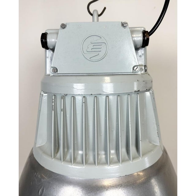 Mid-Century Modern Vintage Industrial Factory Pendant Lamp in Silver from Elektrosvit, 1960s For Sale - Image 3 of 18