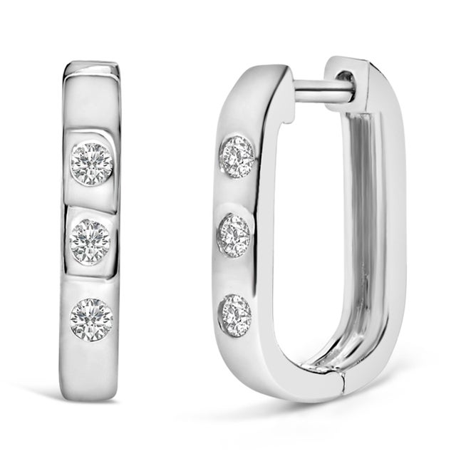 Crafted with precision, these resplendent huggie hoop earrings exude elegance and sustainability, epitomizing modern...
