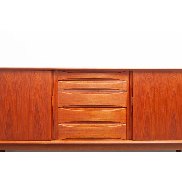 Dyrlund Large Teak Sideboard from Dyrlund, 1960s For Sale - Image 4 of 18