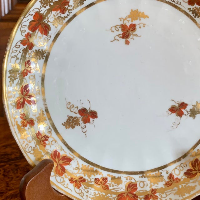 Early 19th Century English Derby Grape Vine Pattern Porcelain Plates, Ca. 1810 - A Pair For Sale - Image 5 of 18