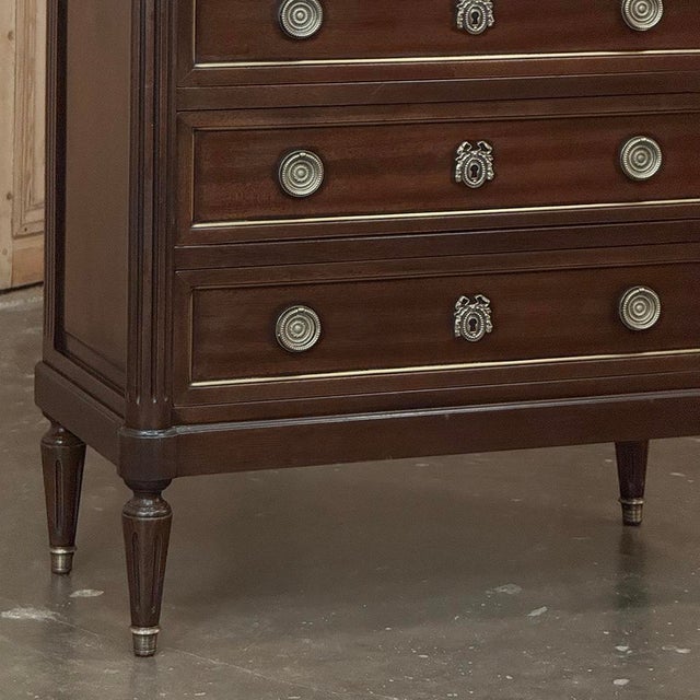 Auburn 19th Century Louis XVI Mahogany Carrara Marble Top Semainier ~ Tall Chest of Drawers For Sale - Image 8 of 18