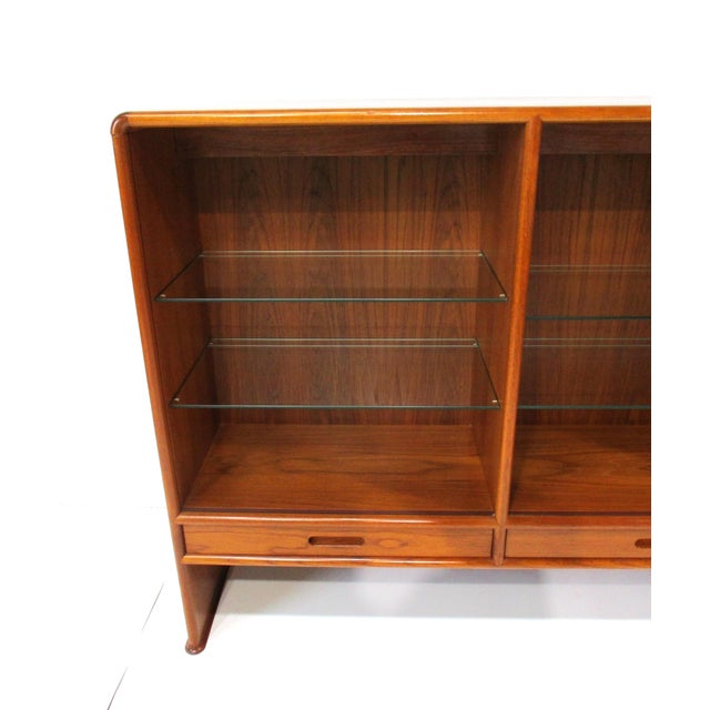 Mid 20th Century Teak Bookcase by Johannes Andersen for Dyrlund Denmark For Sale - Image 5 of 15