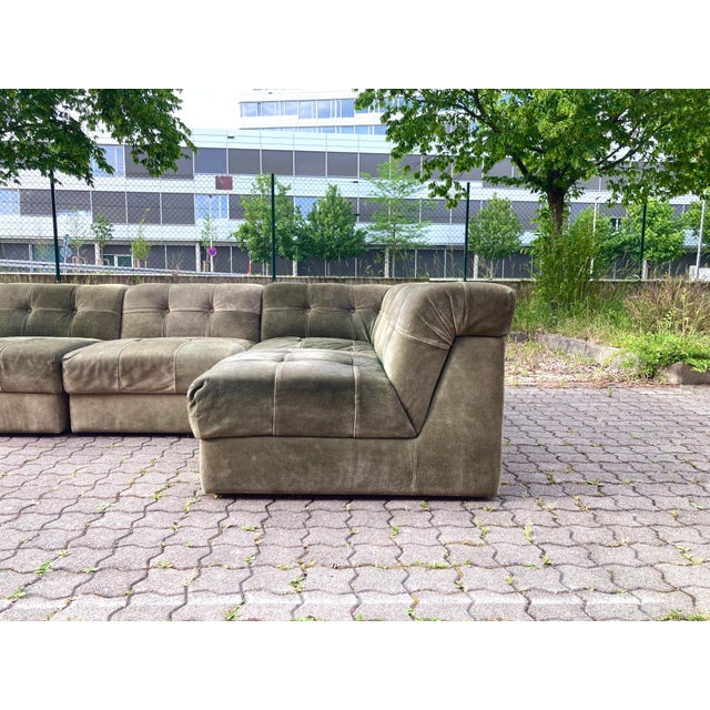 Mid-Century Modern Vintage Green Suede Modular Sofa, 1970s, Set of 5 For Sale - Image 3 of 18