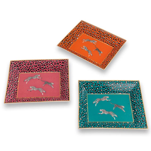 Port 68 Scalamandre Maison by Port 68 Leaping Cheetah Plates, Set of 3 For Sale - Image 4 of 4