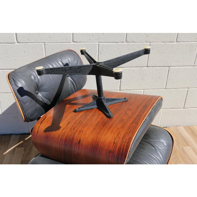 1960s Herman Miller Eames Lounge Chair & Ottoman in Brazilian Rosewood and Black Leather For Sale - Image 16 of 18