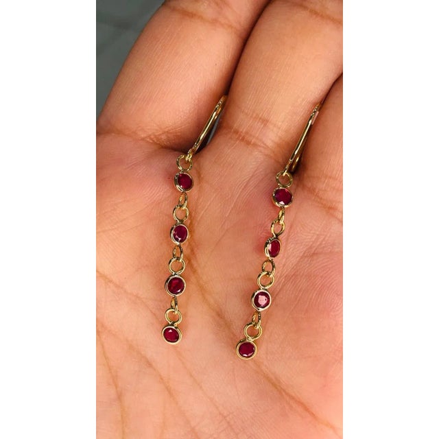 Art Deco Round Ruby Dangle Earrings in 18k Yellow Gold - 2 Pieces For Sale - Image 3 of 9