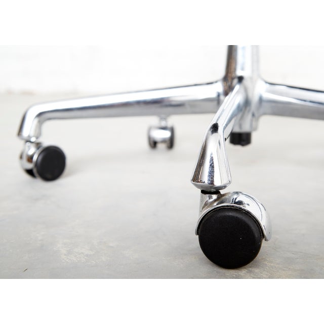 Metal Vintage EA217 Office Chair by Charles & Ray Eames for Vitra, 1980s For Sale - Image 7 of 18