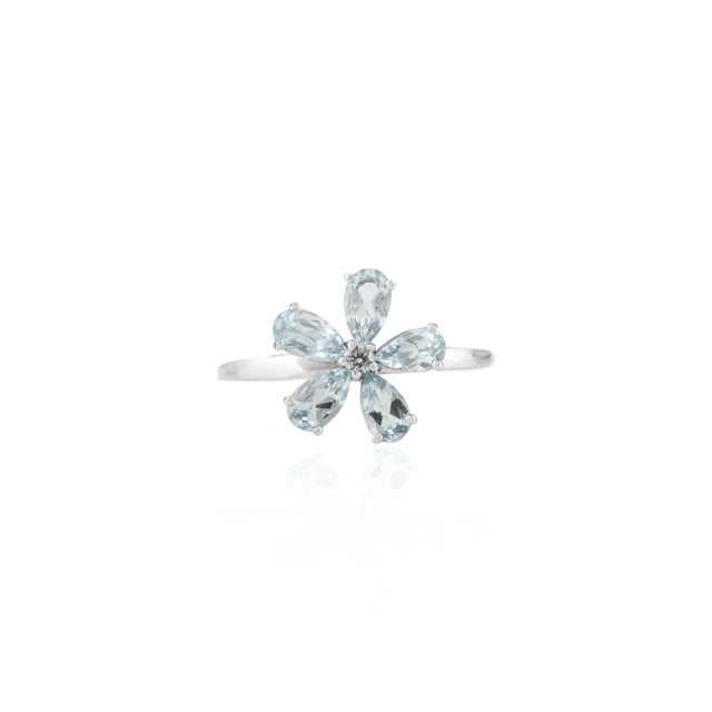 Blue Natural Aquamarine Diamond Spring Flower Ring in 18k Gold for Her Size 7 For Sale - Image 8 of 14